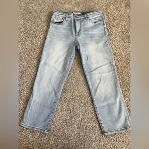 Kut from the Kloth Women’s Light Wash Straight Jeans